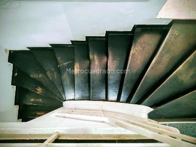 Apartamento de 5 alcobas en venta en Armenia, Bogotá, 280 m² · foto 6 de 15