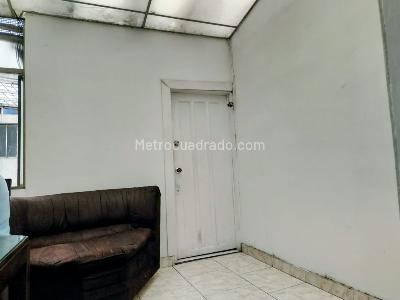 Apartamento de 5 alcobas en venta en Armenia, Bogotá, 280 m² · foto 11 de 15