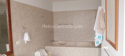 Casa de 5 alcobas en venta en Chia, Chía, 300 m² · foto 19 de 20