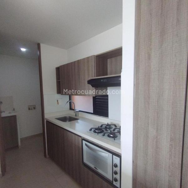 1BR Apartment in loma del escobero (62 m²) - 2