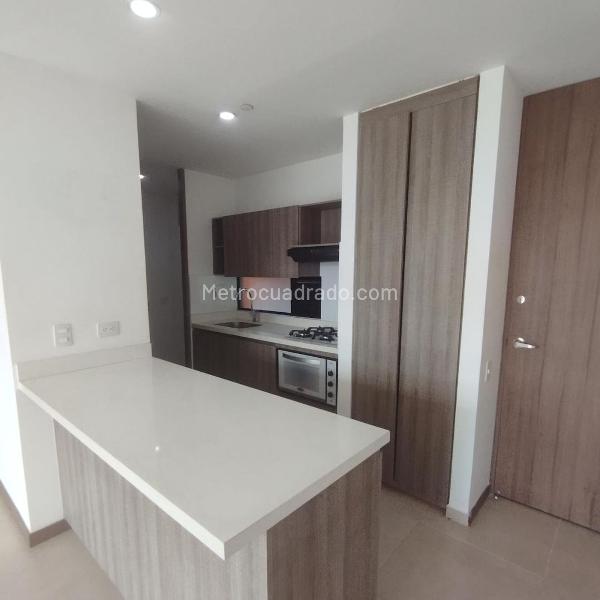 1BR Apartment in loma del escobero (62 m²) - 4