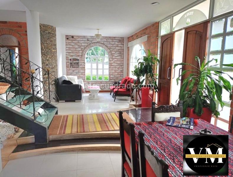 Spacious 5BR House in San Lucas - 5