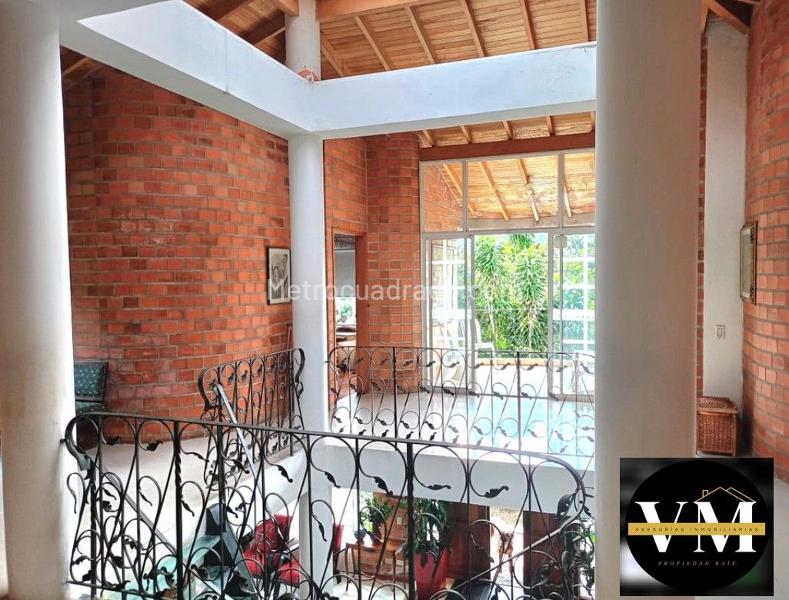 Spacious 5BR House in San Lucas - 7