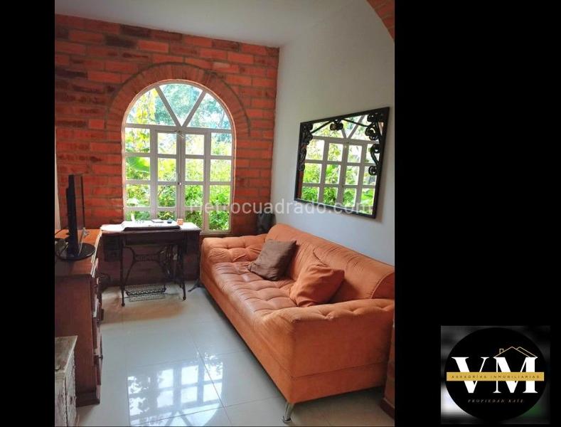 Spacious 5BR House in San Lucas - 9