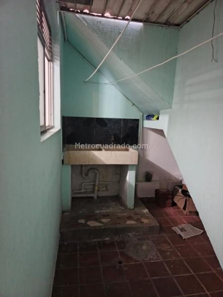 Spacious 4BR House in El Palo - 5