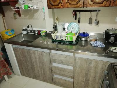 Casa de 5 alcobas en venta en Robledo Aures, Medellín, 110 m² · foto 6 de 20