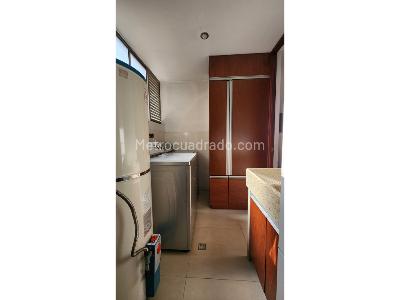 Apartamento de 4 alcobas en venta en Loma Benedictinos, Envigado, 261 m² · foto 5 de 20