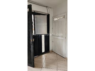 Casa de 5 alcobas en venta en Campo Valdes, Medellín, 128 m² · foto 7 de 20