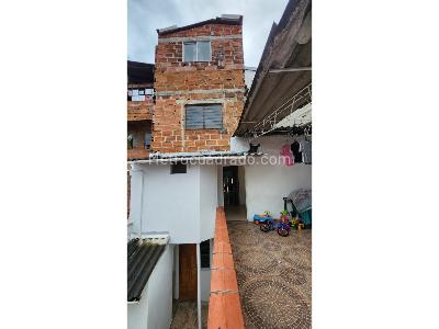 Casa de 5 alcobas en venta en Campo Valdes, Medellín, 128 m² · foto 13 de 20