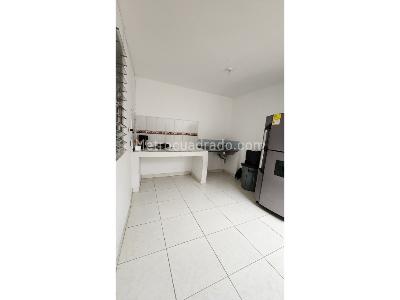 Casa de 5 alcobas en venta en Campo Valdes, Medellín, 128 m² · foto 15 de 20