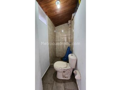 Casa de 5 alcobas en venta en Campo Valdes, Medellín, 128 m² · foto 19 de 20