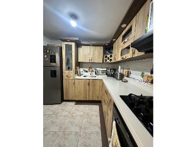 Casa de 4 alcobas en venta en Los Colores, Medellín, 229 m² · foto 11 de 18