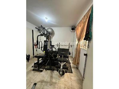 Casa de 4 alcobas en venta en Los Colores, Medellín, 229 m² · foto 17 de 18