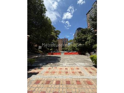 Apartamento de 2 alcobas en venta en Loma De Los Bernal, Medellín, 53 m² · foto 15 de 18