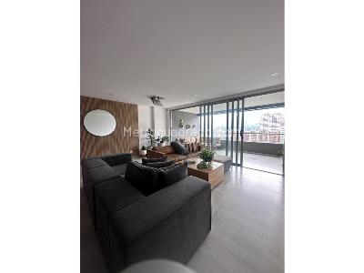 Apartamento de 3 alcobas en venta en Loma De Las Brujas, Medellín, 172 m² · foto 4 de 20
