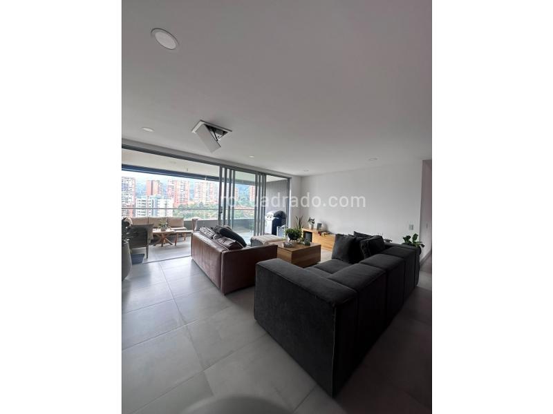 Piso – Medellín - Más
