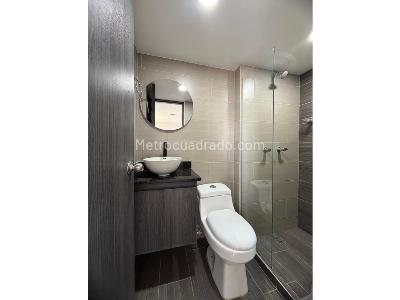 Apartamento de 3 alcobas en venta en Cabañas, Bello, 53 m² · foto 13 de 20