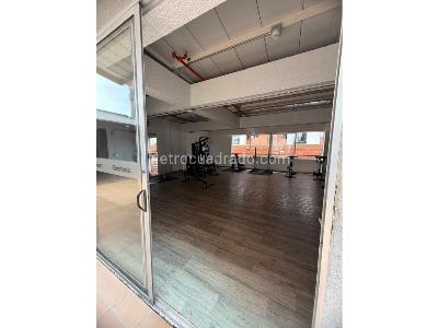 Apartamento de 3 alcobas en venta en Cabañas, Bello, 53 m² · foto 18 de 20
