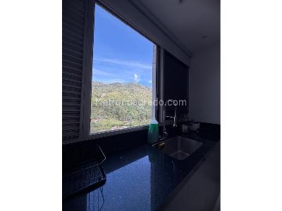 Apartamento en venta en Loma De Los Balsos, Medellín · foto 13 de 20