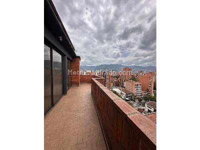 Apartamento de 4 alcobas en venta en Laureles Estadio, Medellín, 240 m² · foto 3 de 20