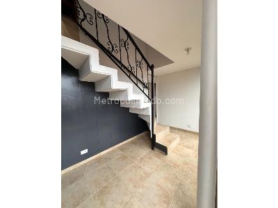 Apartamento de 4 alcobas en venta en Laureles Estadio, Medellín, 240 m² · foto 10 de 20