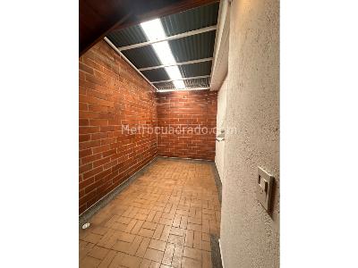 Apartamento de 4 alcobas en venta en Laureles Estadio, Medellín, 240 m² · foto 15 de 20