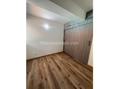 Apartamento de 2 alcobas en venta en Madera, Bello, 37 m² · foto 9 de 12