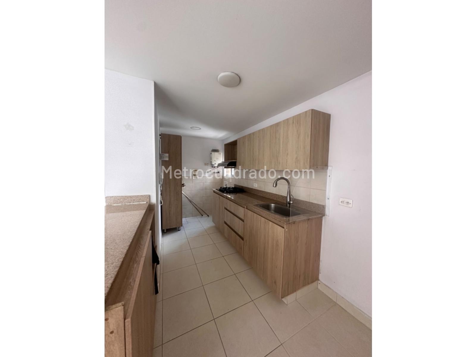 Apartamento de 3 habitaciones en venta en Boston, Medellín — imagen 1 de 20