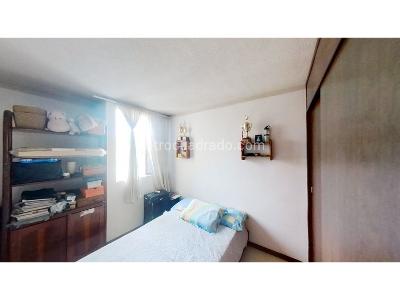 Apartamento de 3 alcobas en venta en Primero De Mayo, Cali, 78 m² · foto 12 de 18