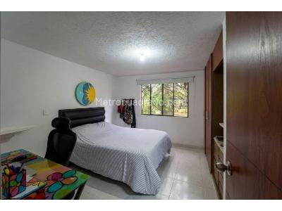 Apartamento de 3 alcobas en venta en Las Vegas, Cali, 86 m² · foto 8 de 9