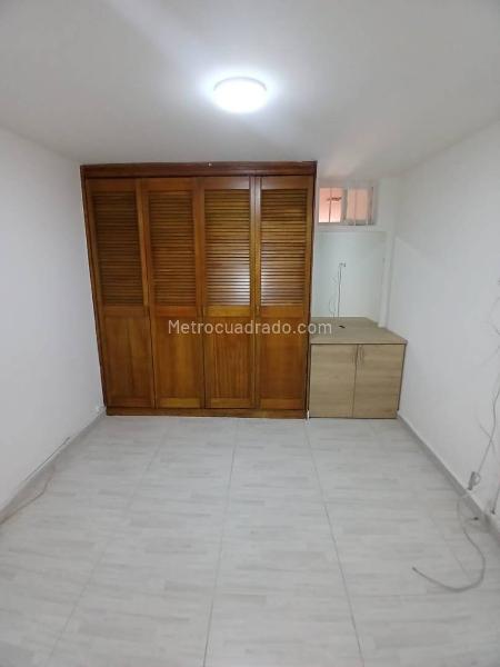 Apartamento Acogedor de 2 Alcobas en La Castellana - 2