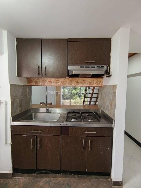 Apartamento en arriendo de 3 Alcobas en Belén Miravalle, Medellín - 3