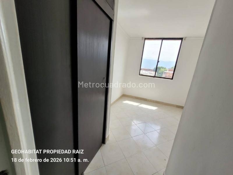 Apartamento en Arriendo de 3 Alcobas en San Javier, Medellín - 2