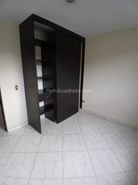 Apartamento en Arriendo de 2 Alcobas en San Javier, Medellín - 2