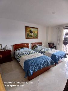Apartamento de 4 alcobas en venta en El Velodromo, Medellín, 174 m² · foto 4 de 20
