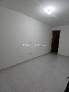 Casa de 3 alcobas en venta en San Javier, Medellín, 90 m² · foto 5 de 16