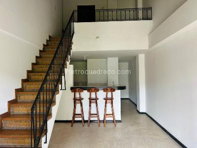 Apartamento en arriendo en La Castellana, Medellín · foto 3 de 20