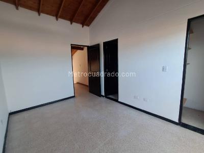 Apartamento en arriendo en La Castellana, Medellín · foto 11 de 20