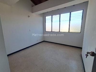 Apartamento en arriendo en La Castellana, Medellín · foto 16 de 20