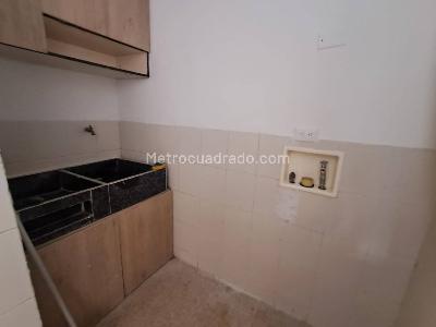 Apartamento en arriendo en La Castellana, Medellín · foto 19 de 20