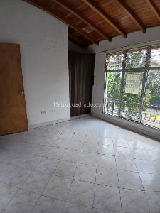 Apartamento en venta en San Javier, Medellín · foto 4 de 12