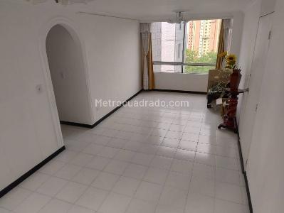 Apartamento de 3 alcobas en arriendo en Loma Del Indio, Medellín, 72 m² · foto 5 de 12