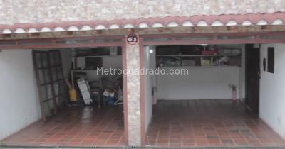 Casa de 3 alcobas en venta en Pontevedra San Nicolas, Bogotá, 296 m² · foto 6 de 12
