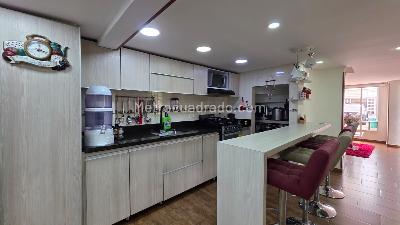 Casa de 3 alcobas en venta en Villa Mayor, Bogotá, 170 m² · foto 4 de 20