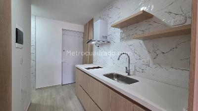 Apartaestudio en venta en Dorado Plaza, Bogotá, 25 m² · foto 3 de 15