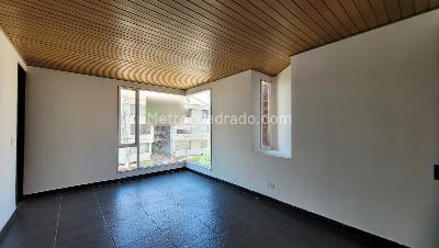Casa de 3 alcobas en arriendo en Santa Barbara, Bogotá, 267 m² · foto 4 de 20