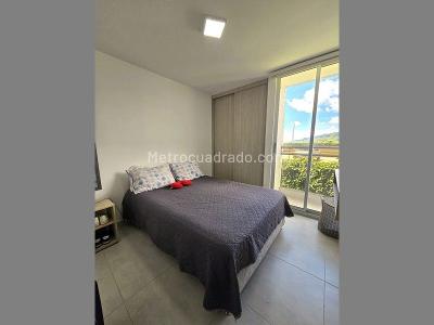 Apartamento de 3 alcobas en venta en Calambeo, Ibagué, 93 m² · foto 3 de 13