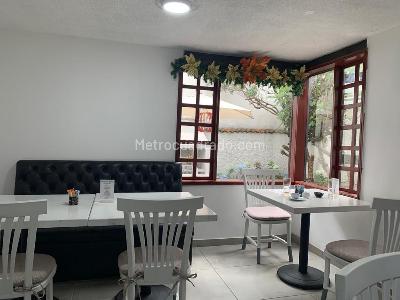 Casa de 4 alcobas en venta en Cedritos Contador, Bogotá, 400 m² · foto 6 de 12