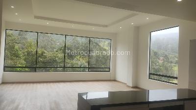 Casa de 5 alcobas en venta en Verda El Libano, La Calera, 265 m² · foto 3 de 18