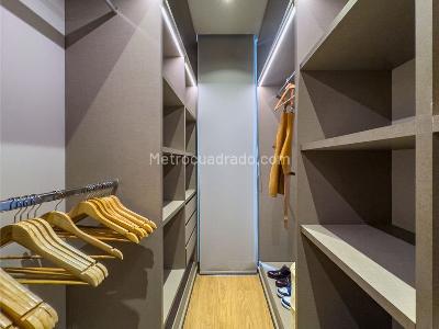 Apartamento en venta en Chico Reservado, Bogotá · foto 3 de 20